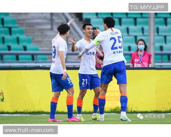 中超回应批评：我只专注于比赛