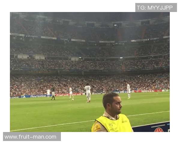 细数皇马五大高光时刻带你重温那些让球迷热泪盈眶的经典瞬间 细数皇马五大高光时刻带你重温那些让球迷热泪盈眶的经典瞬间